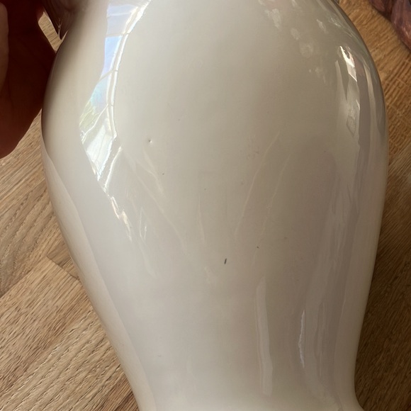 New England Pottery Georgian scroll vase angora planter 6” inches - Picture 5 of 5